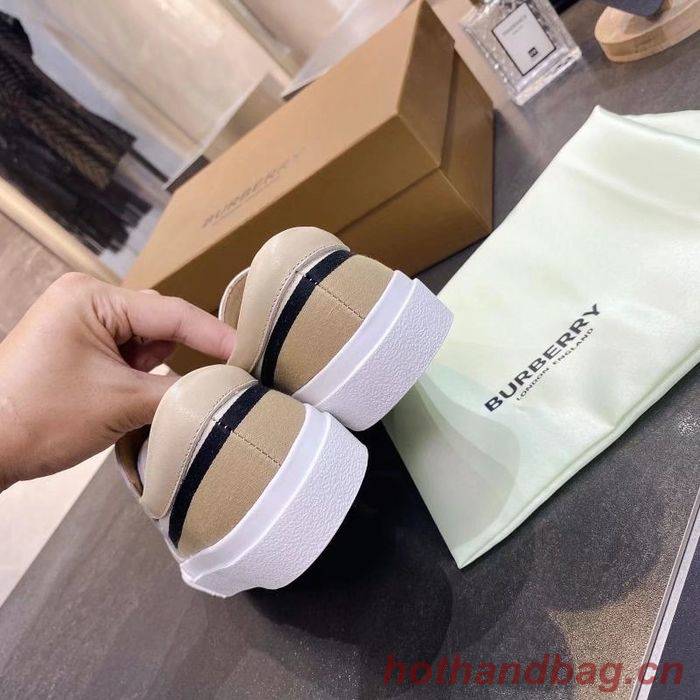 Burberry shoes BU00016