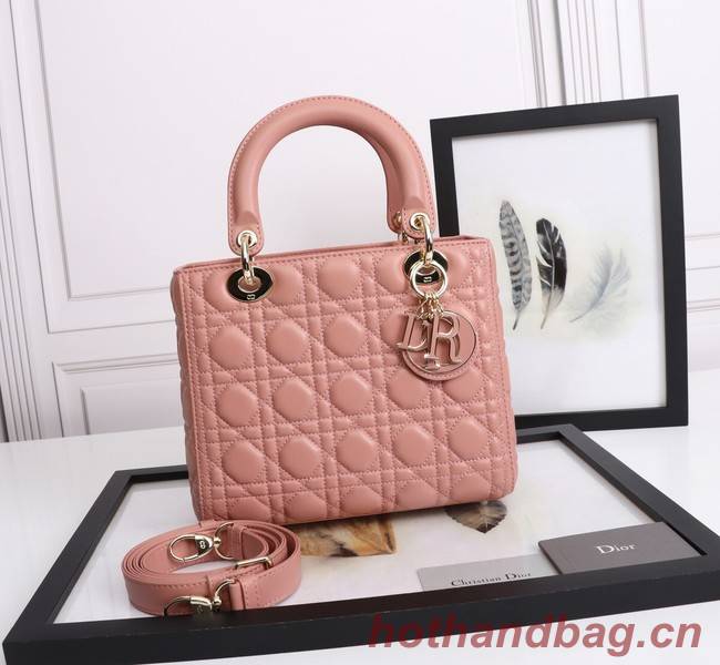 MEDIUM LADY DIOR BAG Cannage Lambskin M0565E Cherry Blossom powder