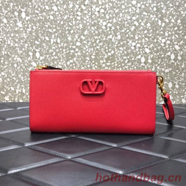 VALENTINO GARAVANI Stud Sign Grained Calfskin clutch bag 0600 red