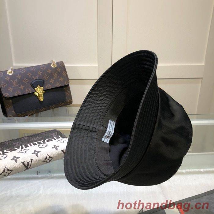 Prada Hats PRH00032