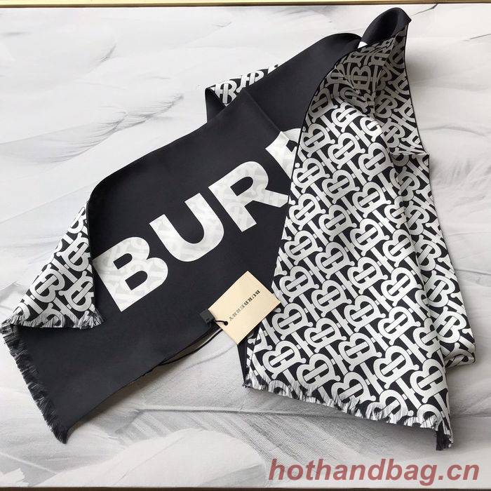 Burberry Scarf BBS00001