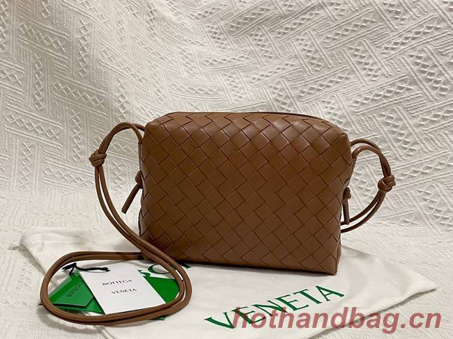Bottega Veneta Small intrecciato leather cross-body bag 680255 Dark Brown