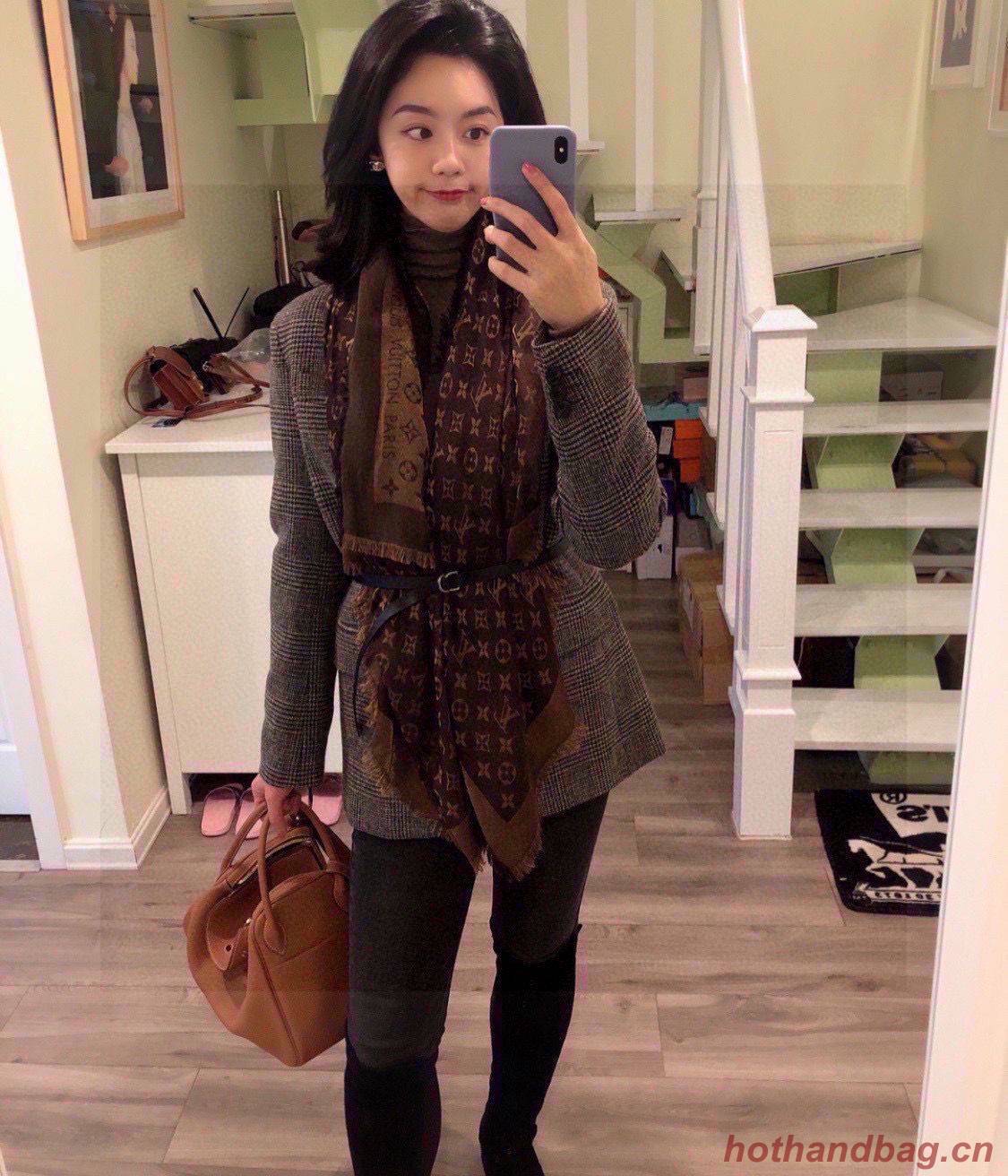 Louis Vuitton Scarf LVS6325 Louis Vuitton Scarf LVS6325