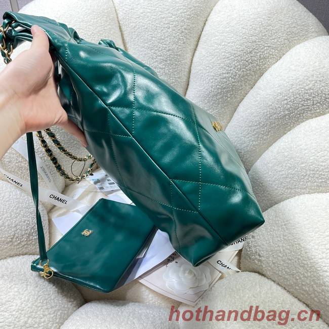 CHANEL 22 HANDBAG AS3262 green