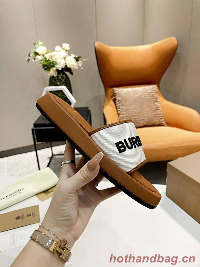 Burberry Shoes BBS00003