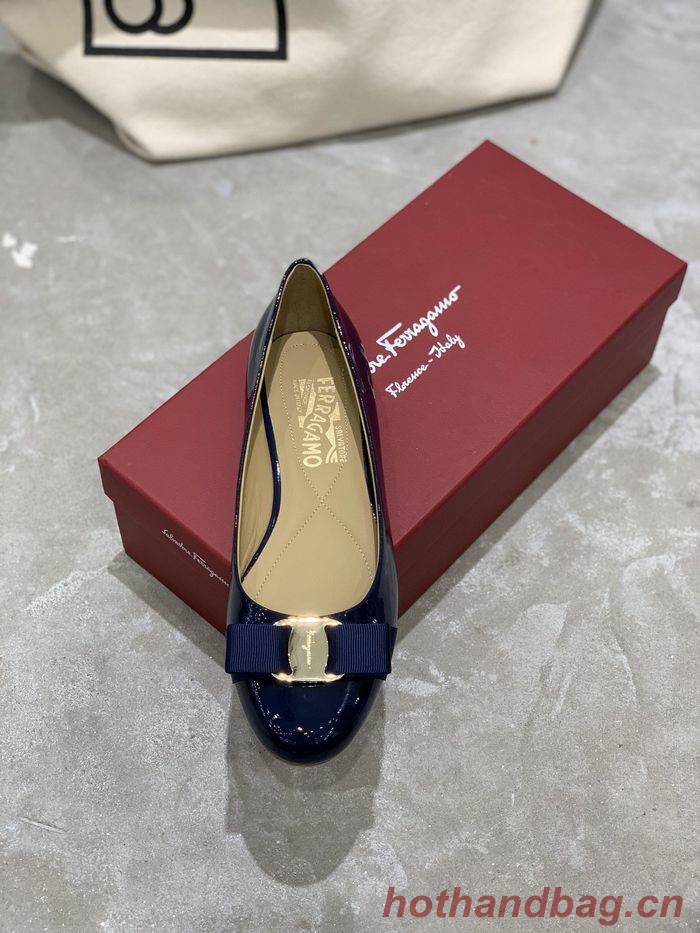 Ferragamo Shoes FMS00032