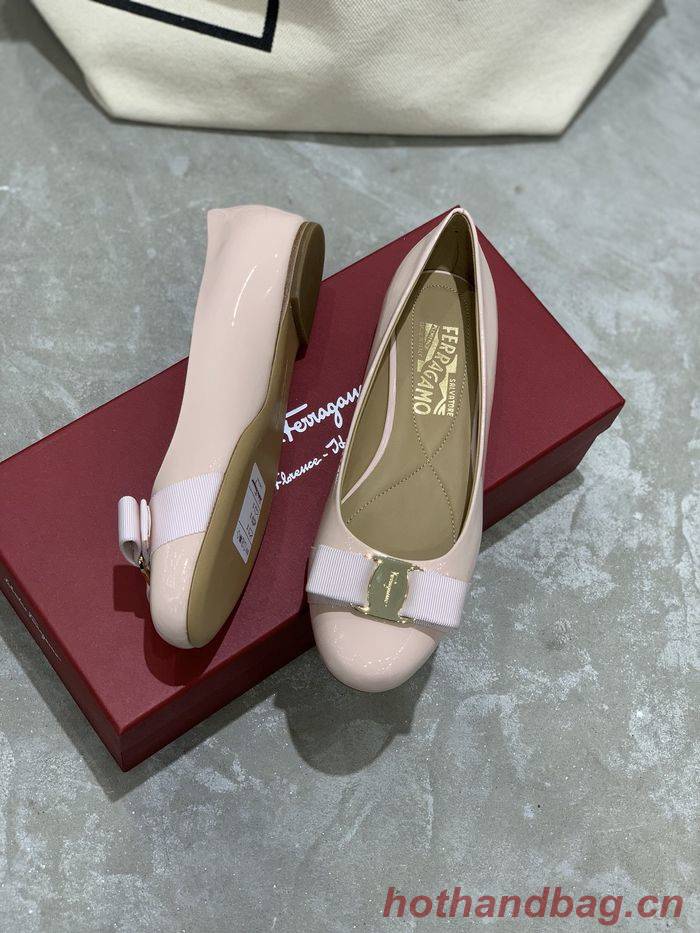 Ferragamo Shoes FMS00039