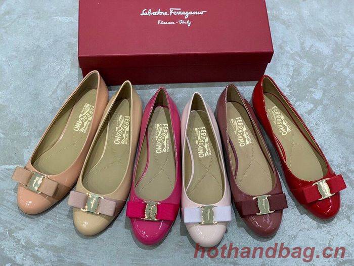 Ferragamo Shoes FMS00040