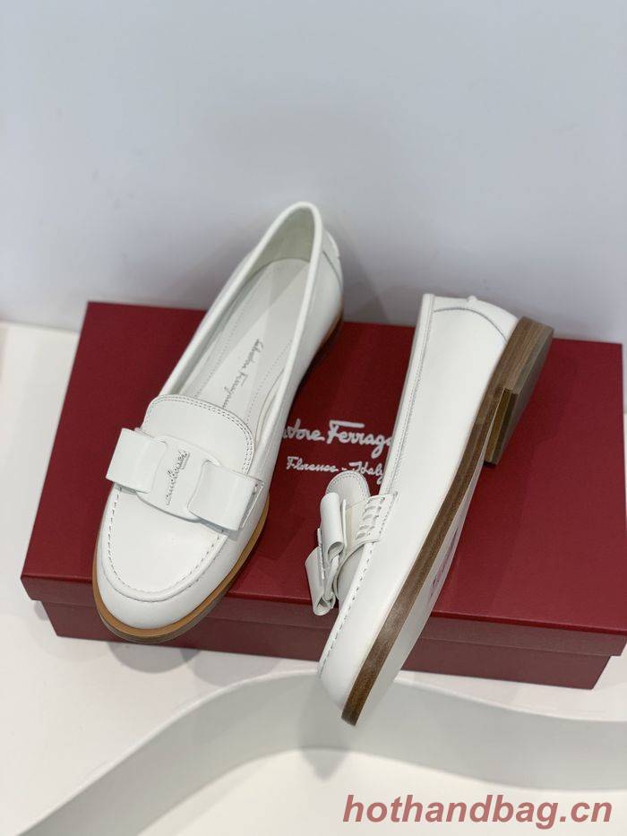 Ferragamo Shoes FMS00042