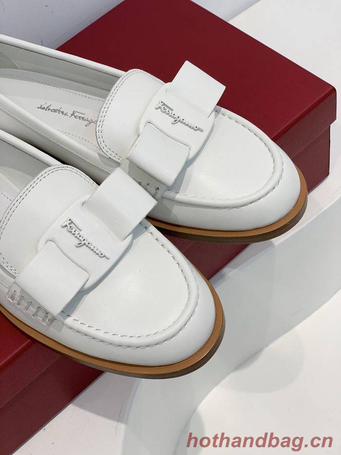 Ferragamo Shoes FMS00042