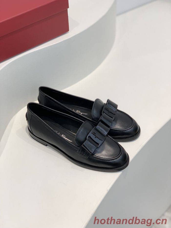 Ferragamo Shoes FMS00043