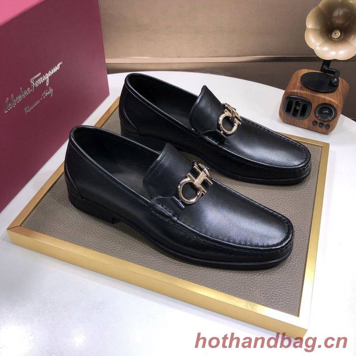 Ferragamo Shoes FMS00064