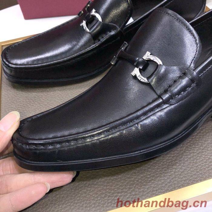 Ferragamo Shoes FMS00066