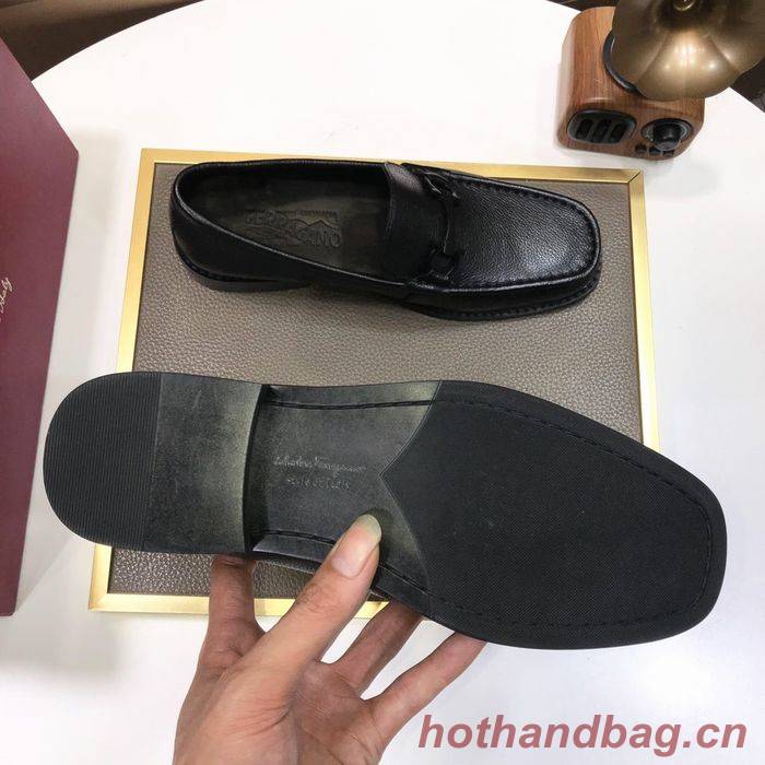 Ferragamo Shoes FMS00067