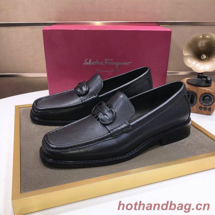 Ferragamo Shoes FMS00068