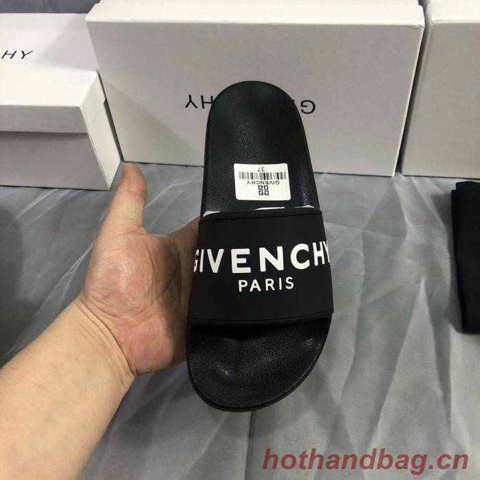 Givenchy Couple Shoes GHS00011