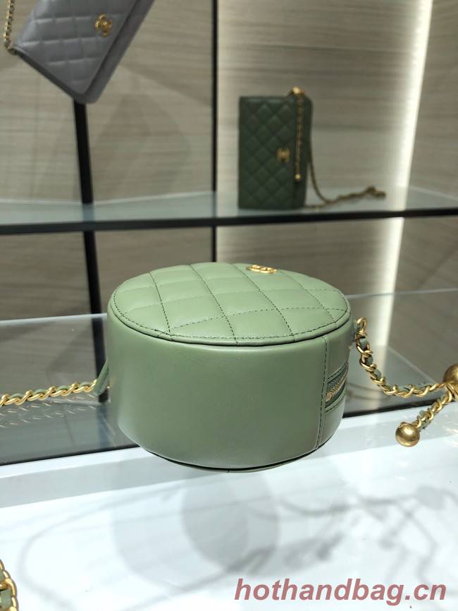 Chanel CLUTCH WITH CHAIN Lambskin & Gold-Tone Metal AS1449 green