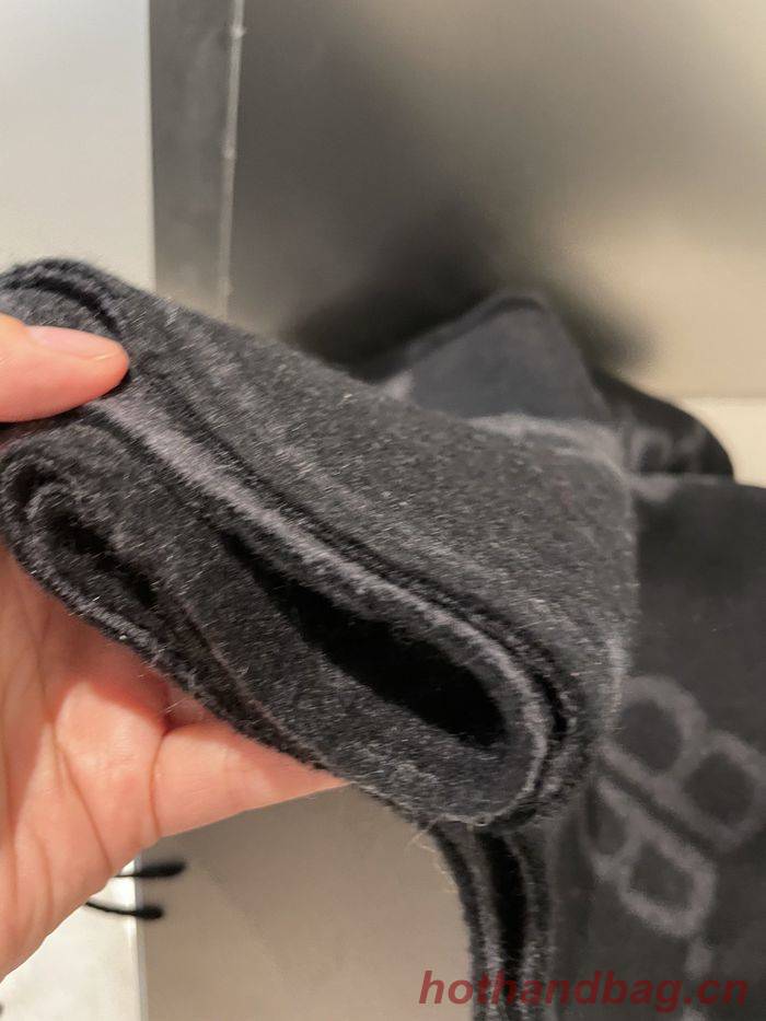 BALENCIAGA Scarf BGC00001 BALENCIAGA Scarf BGC00001