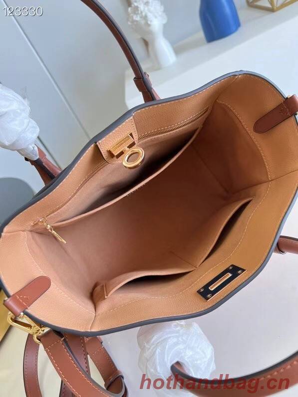 Louis Vuitton ON MY SIDE MM M53823 apricot