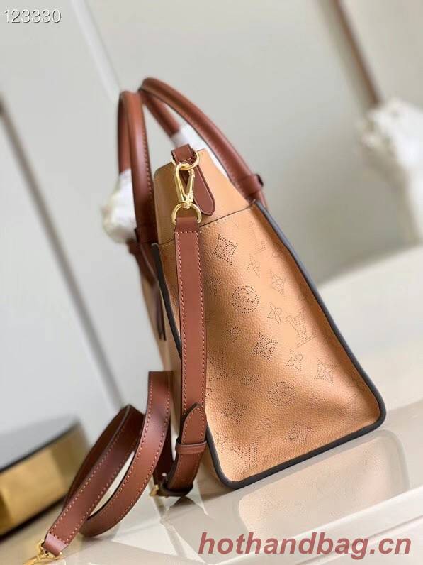 Louis Vuitton ON MY SIDE MM M53823 apricot