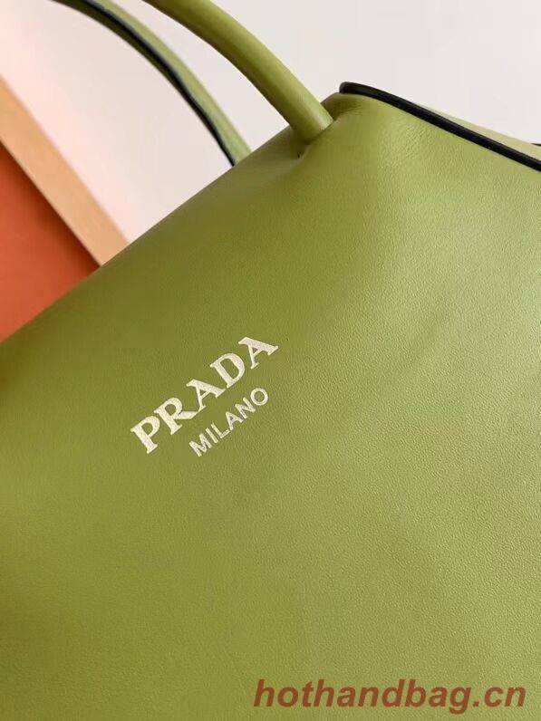 Prada Small leather Supernova handbag 1BA366 green