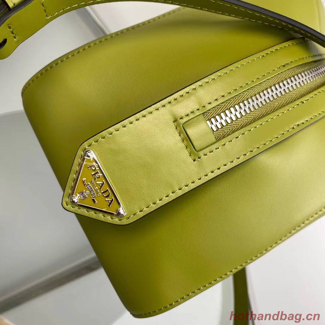 Prada leather  Supernova handbag 1BD665  green