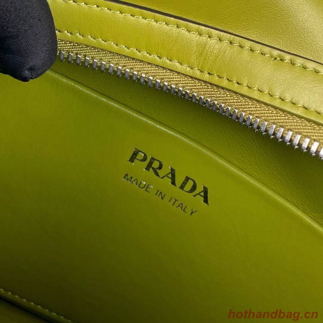 Prada leather  Supernova handbag 1BD665  green