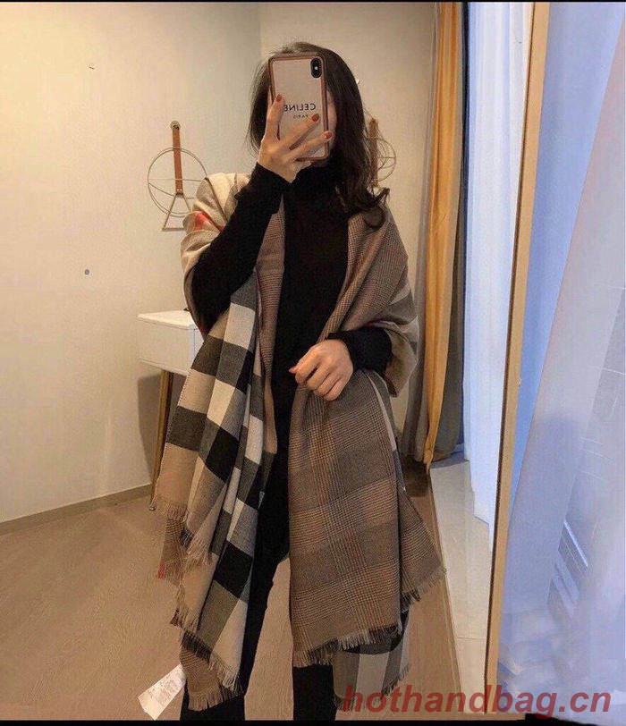 Burberry Scarf BBC00044