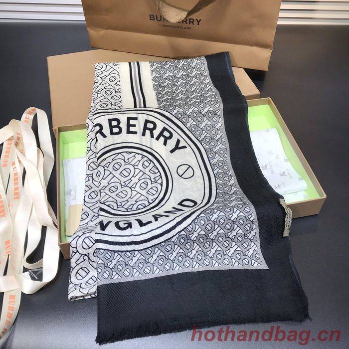 Burberry Scarf BBC00099