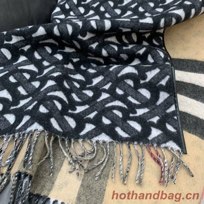 Burberry Scarf BBC00115