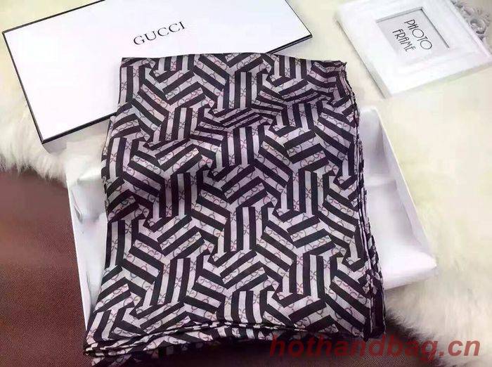 Gucci Scarf GUC00192