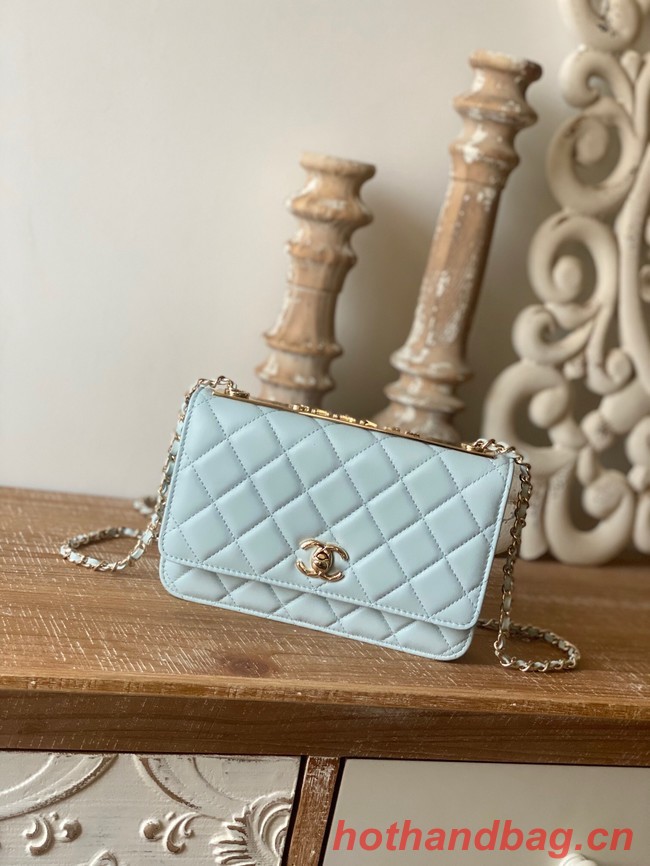 CHANEL WALLET ON CHAIN Lambskin & Gold-Tone Metal 88632 light blue