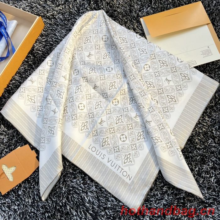 Louis Vuitton Scarf LVC00156