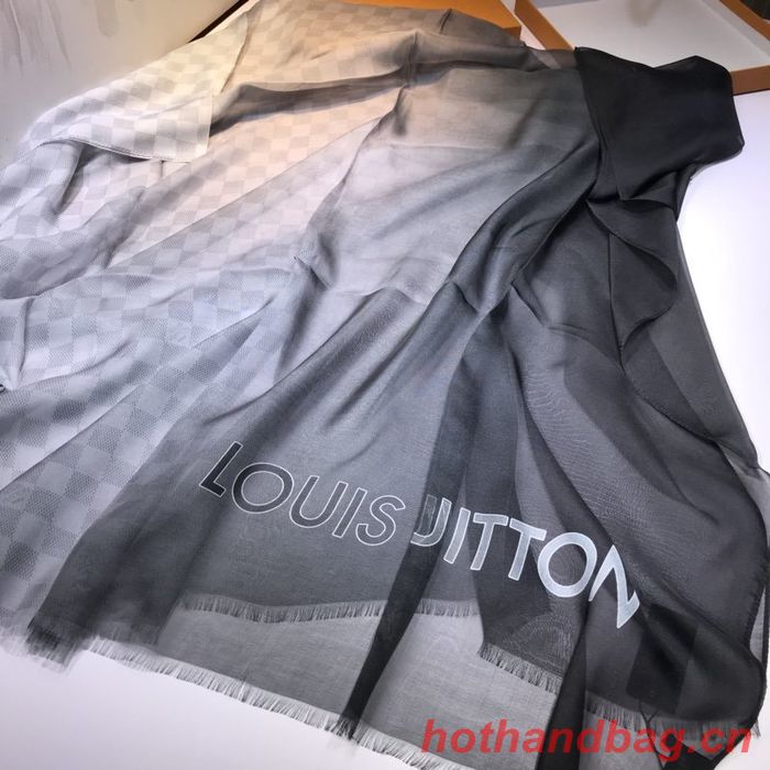 Louis Vuitton Scarf LVC00245