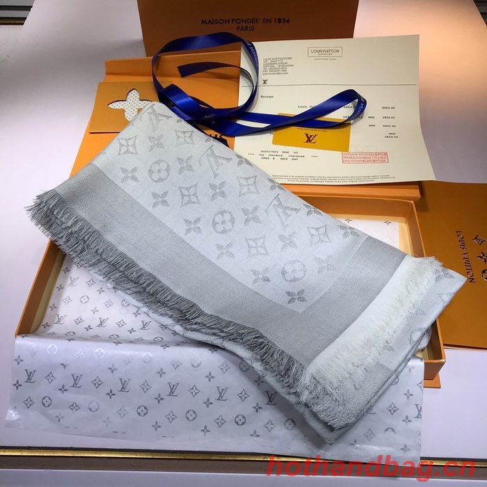 Louis Vuitton Scarf LVC00310