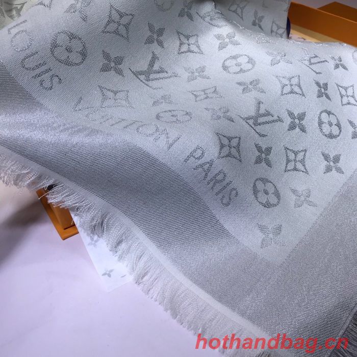 Louis Vuitton Scarf LVC00310