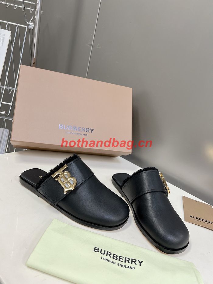 Burberry Shoes BBS00011