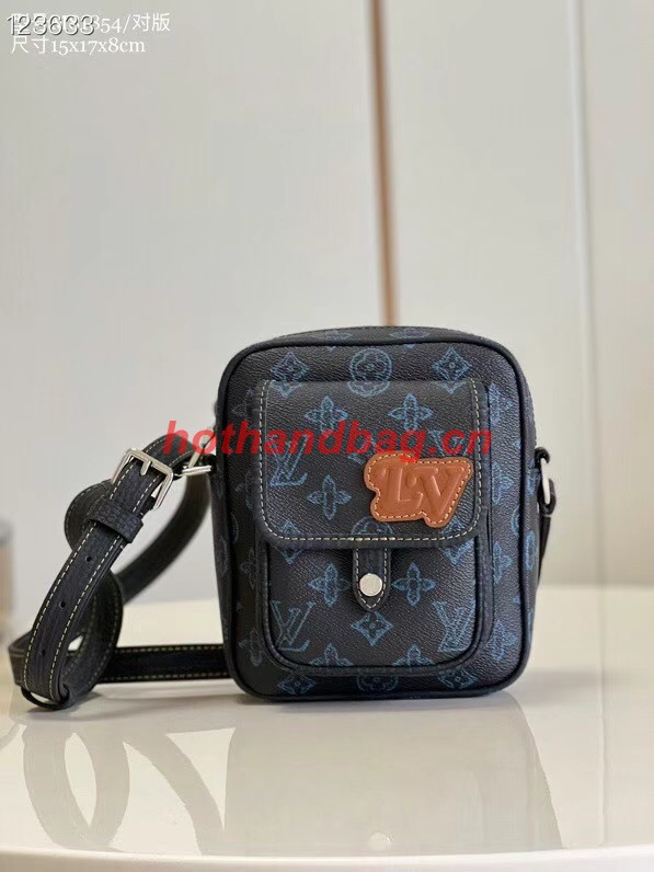 Louis vuitton CHRISTOPHER WEARABLE WALLET M69404