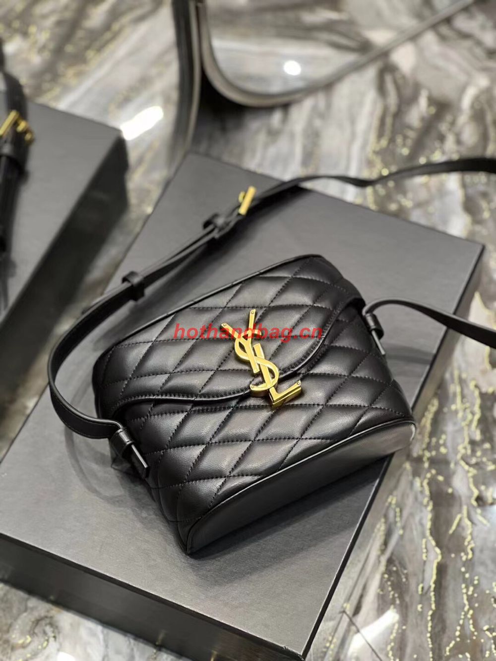 SAINT LAUREN JUNE BOX BAG IN QUILTED LAMBSKIN 7100801 NOIR 