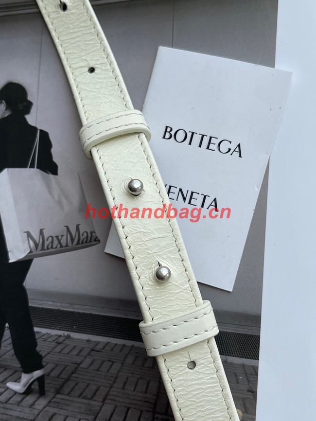 Bottega Veneta Candy Cassette A666688 cream