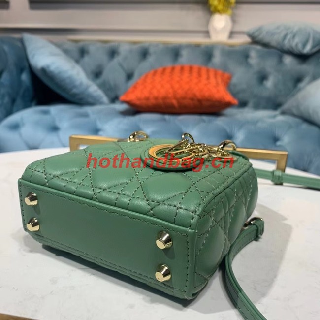 MICRO LADY DIOR BAG Scarlet Cannage Lambskin S0856O green