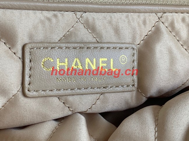 LARGE BACK PACK CHANEL 22 AS3313 WHITE&BLACK