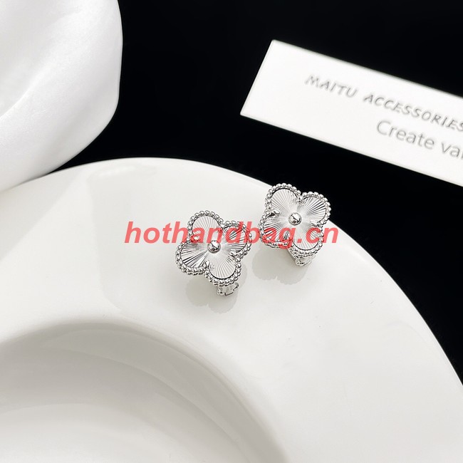 Van Cleef & Arpels Earrings CE10403