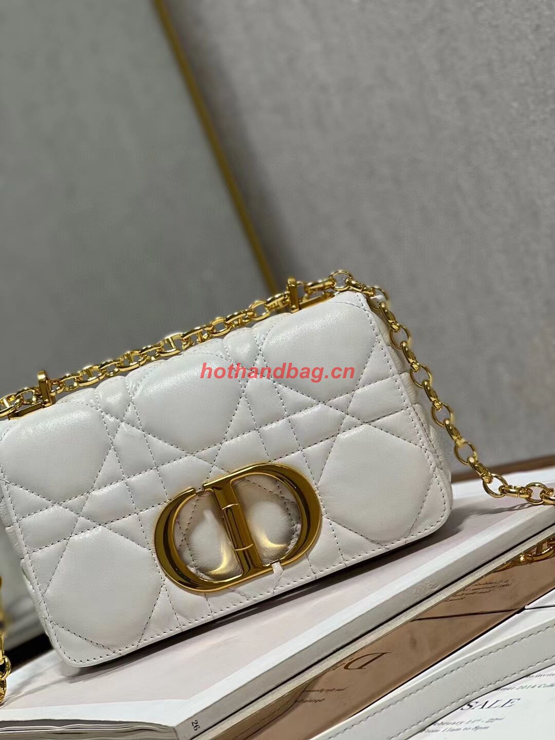 SMALL DIOR CARO BAG Supple Cannage Calfskin M9241U white&gold