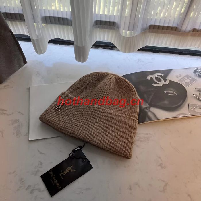 Yves Saint Laurent Hat SLH00011-1 Yves Saint Laurent Hat SLH00011-1