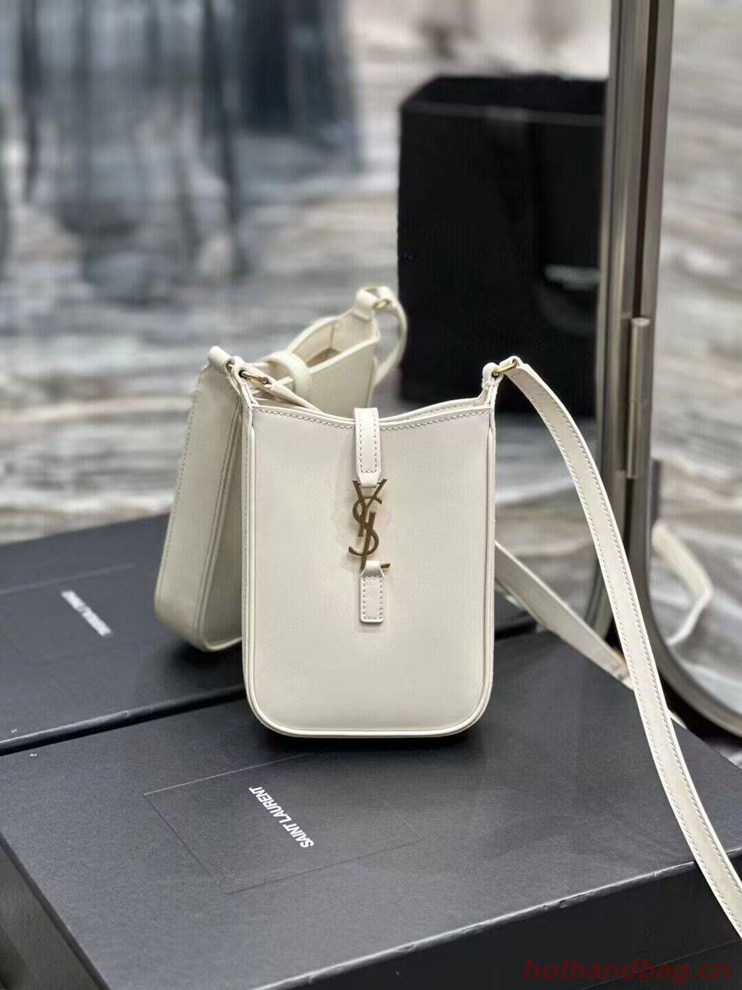 SAINT LAURENT LE 5 A 7 MINI VERTICAL IN SHINY LEATHER 7352142 BLANC VINTAGE