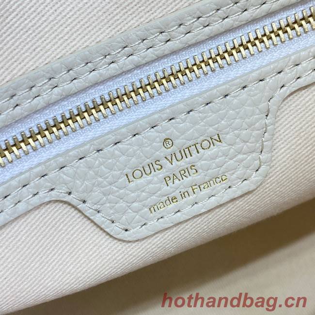 Louis Vuitton Shoulder Bag M95225 Creme