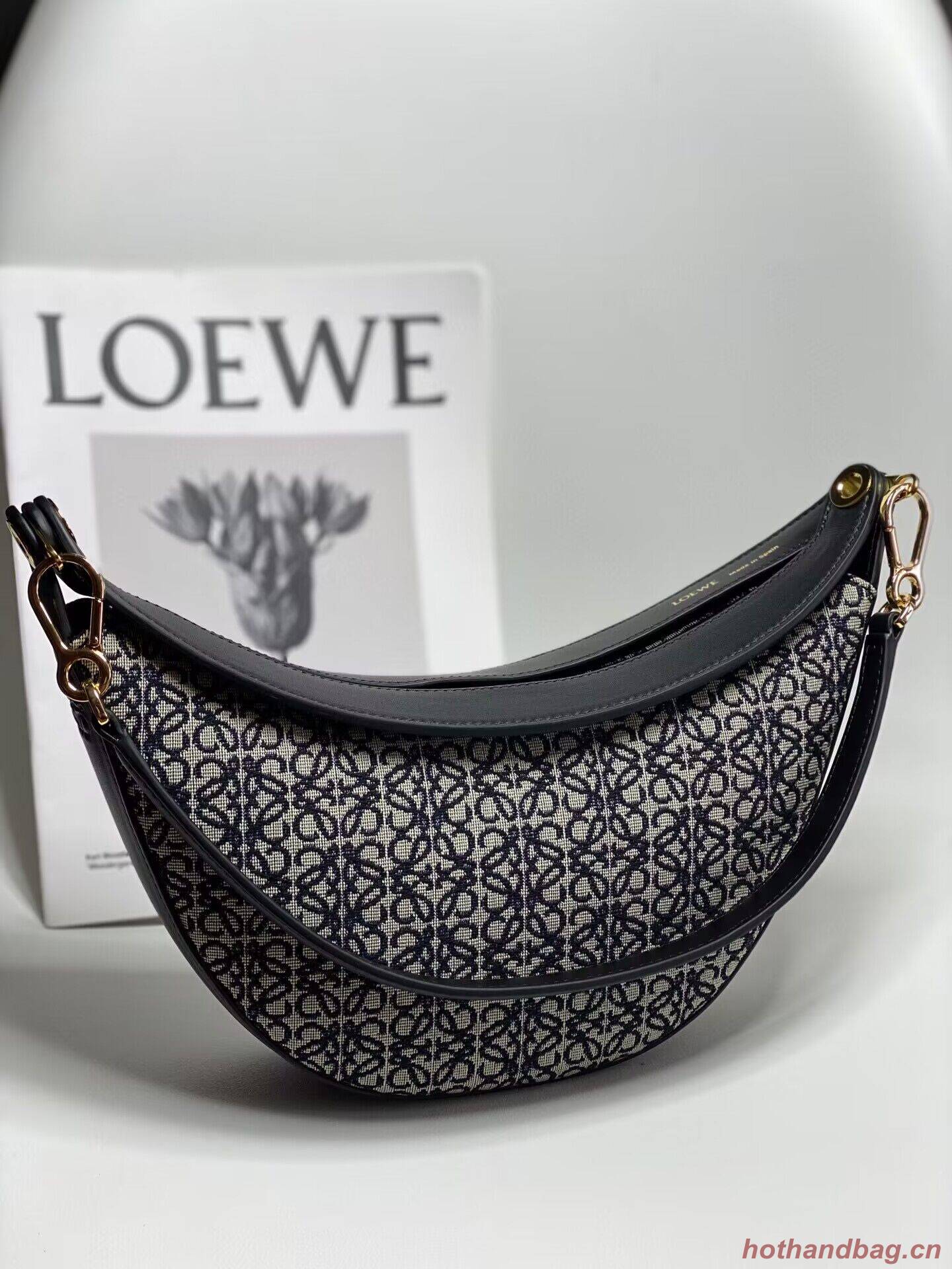 Loewe Original Leather Shoulder Handbag 3073 Black Embroidery