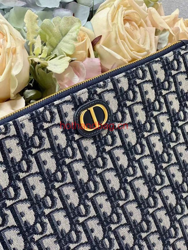 LARGE DIOR CARO DAILY POUCH Blue Dior Oblique Jacquard S5086UWHC