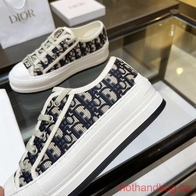 WALK N DIOR SNEAKER Dior Oblique Embroidered Cotton 93626-6